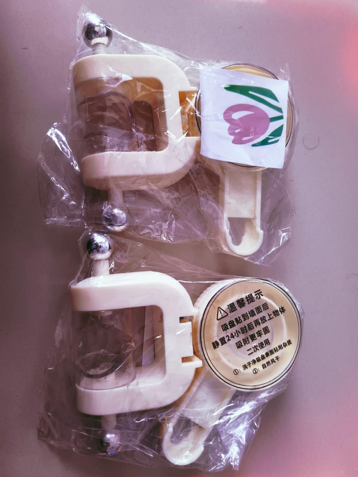 Adjustable Suction Cup Bracket Bathroom Wall Mount Cute Handheld Shower Head Holder For Children Bathroom Accessories